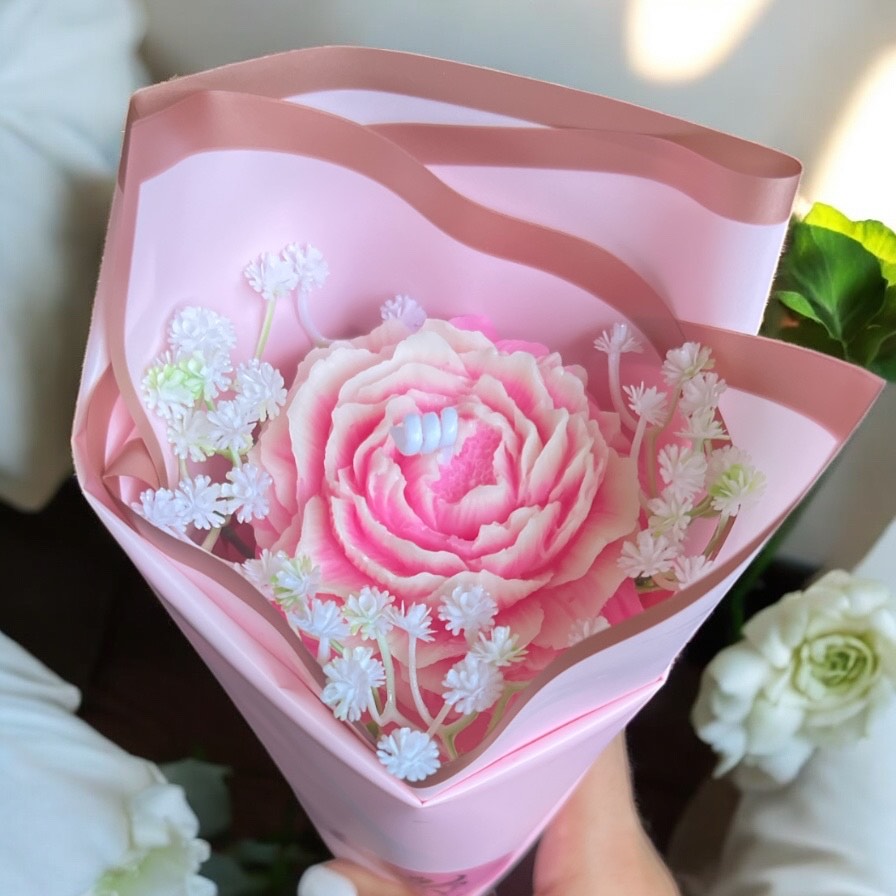 Blush Peony – Single Sculpted Candle Wrap