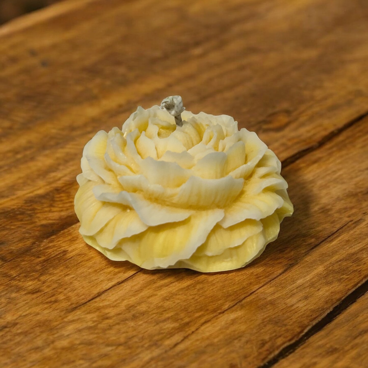 Realistic Rose Candle – Handmade Flower Candle for Elegant Home Decor & Gifts