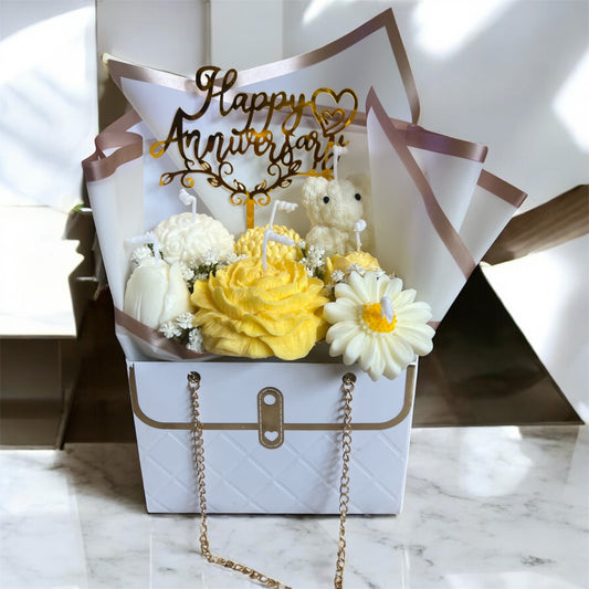 Golden Bloom – Sculpted Candle Gift Bag