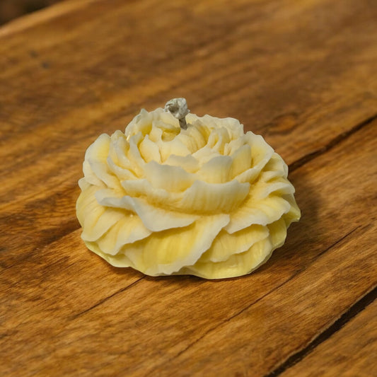 Realistic Rose Candle – Handmade Flower Candle for Elegant Home Decor & Gifts