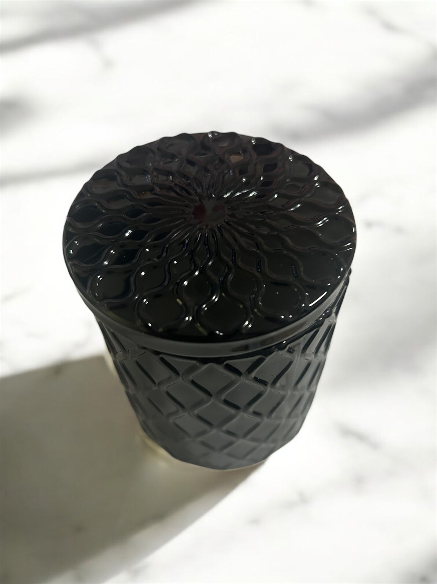 Glass Candle with Sculpted Floral Center – Handmade Decorative Jar Candle