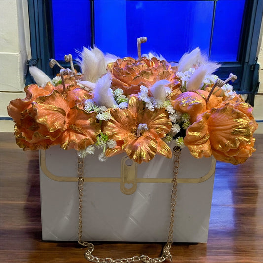 Golden Ember – Medium Sculpted Candle Arrangement